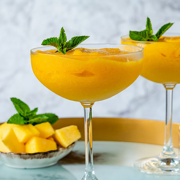 Santos® Mango Daiquiri Mix 64 oz.